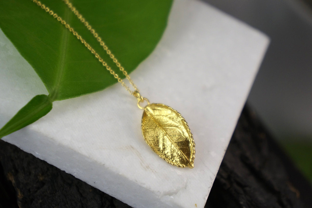 Real Rose Leaf Necklace, 14K Gold Plated Brass Pendant, Handmade Minimalist Jewelry Gift, Birthday Gift for Women, Nature Inspired Boho