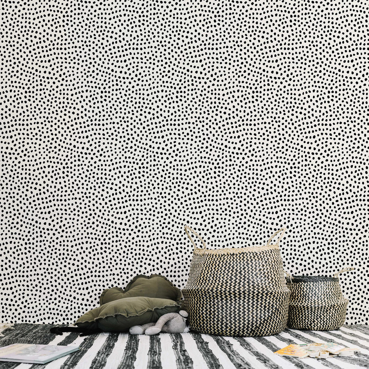Dalmatian Spots | Removable Wallpaper | Self-adhesive | Temporary wallpaper 