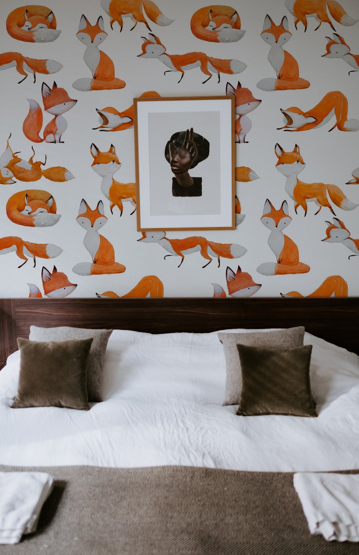 Realax Fox    | Realax Fox   Removable Wallpaper | Peel and Stick |  