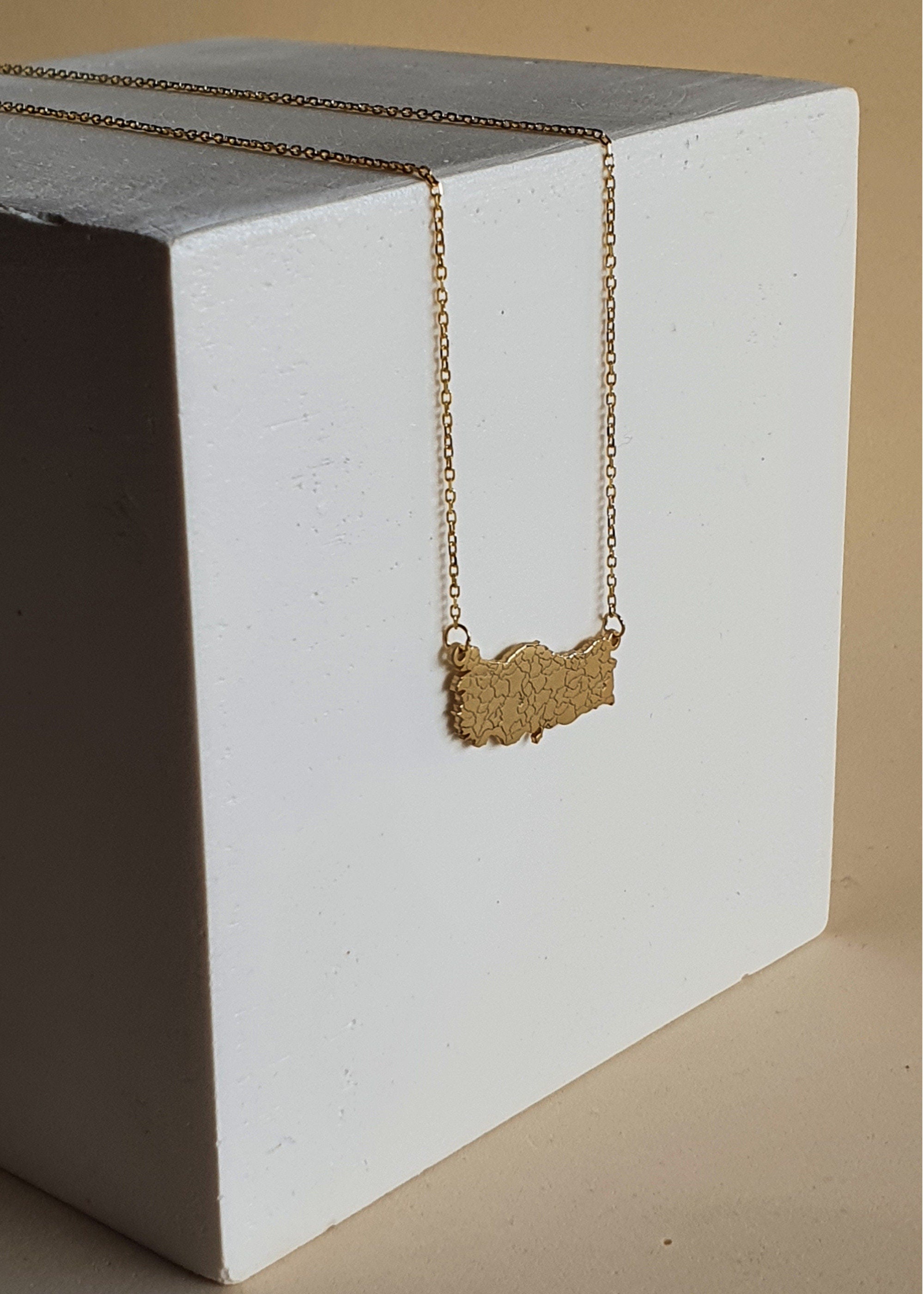 Country Silver Necklace