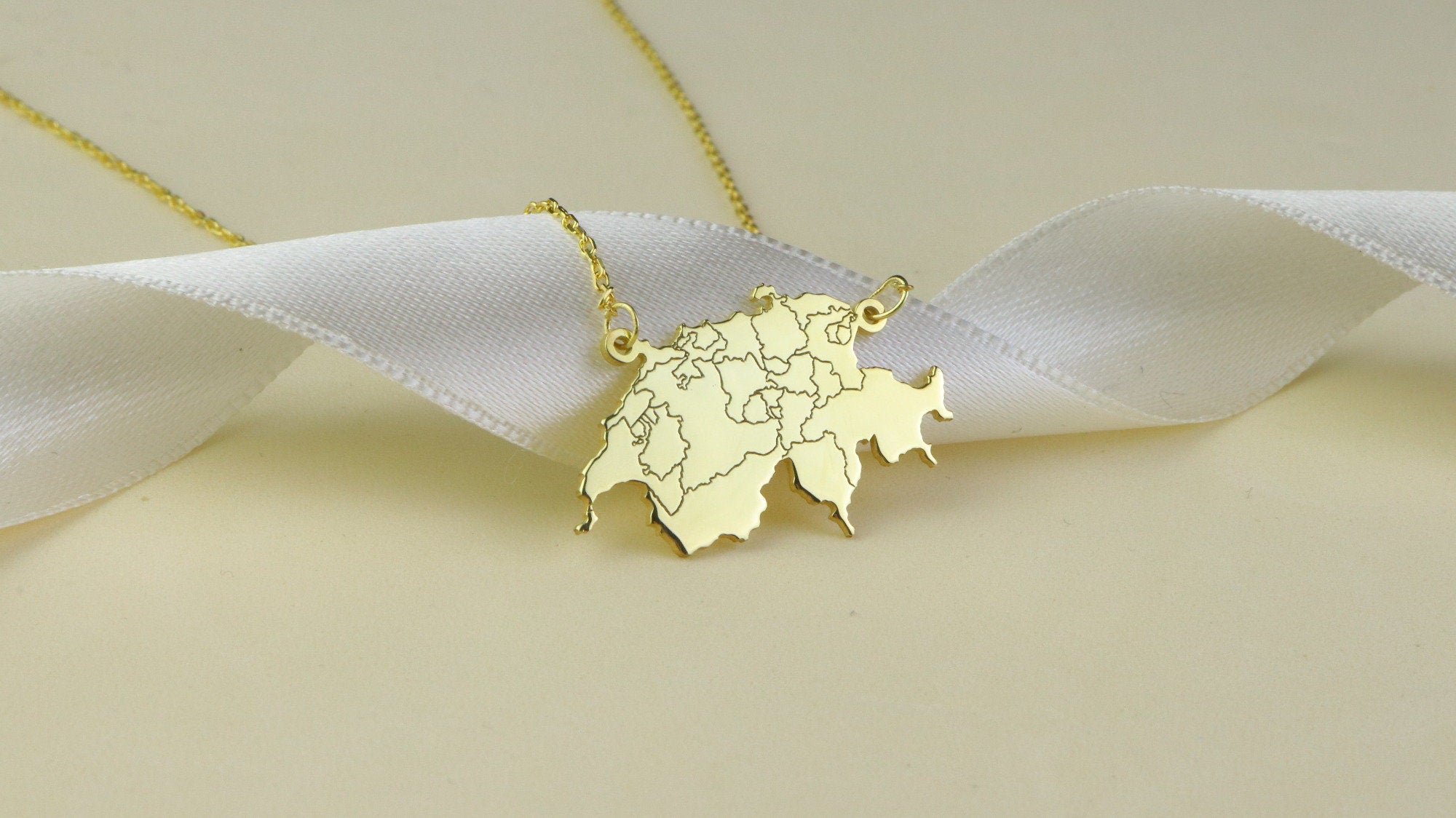 Country Silver Necklace