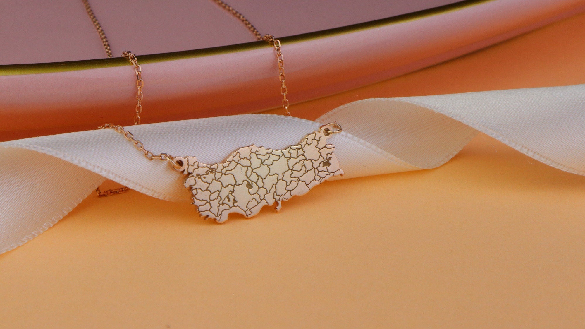 Country Silver Necklace