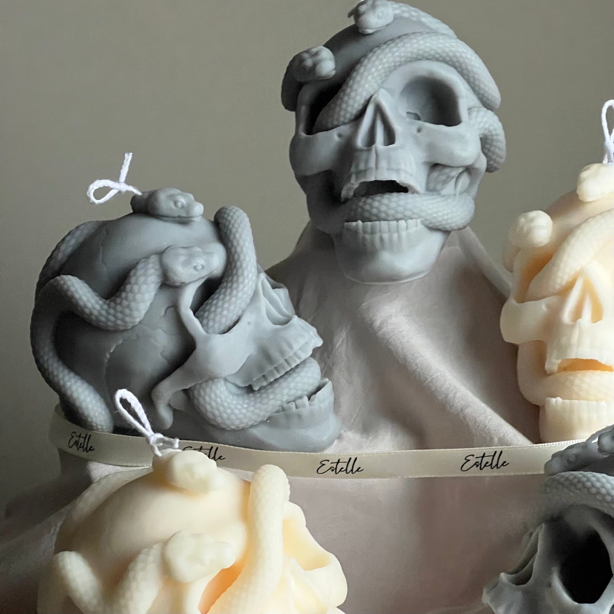 Skull Candle with Snakes: Spooky Halloween Soy Wax Decor-2