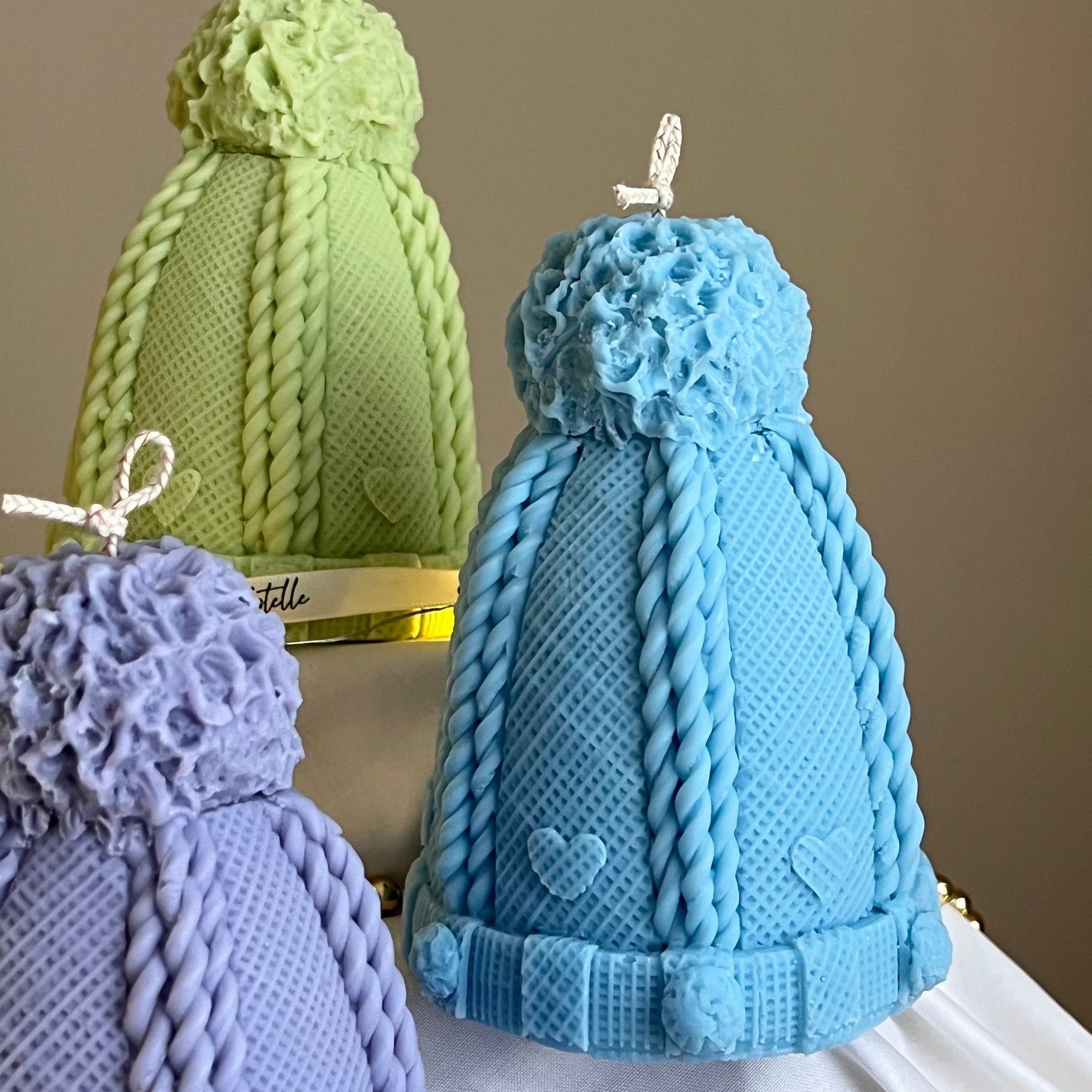 Hand-Poured Christmas Hat Candle: Festive Soy Wax Decor-2