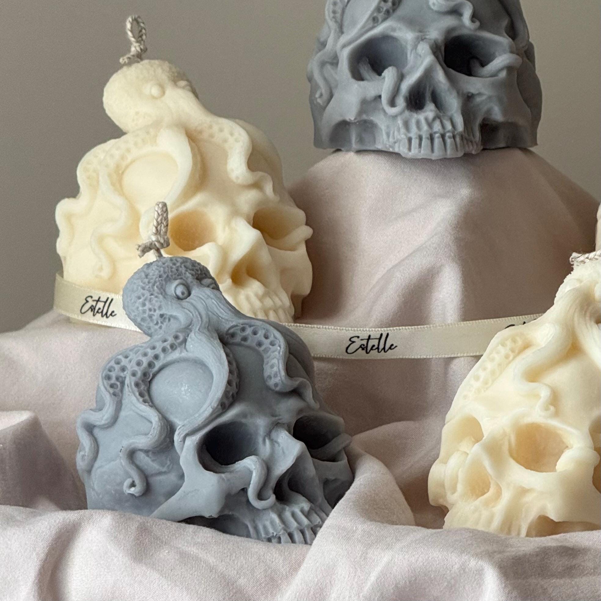 Skull Candle with Octopus: Spooky Halloween Soy Wax Decor-1