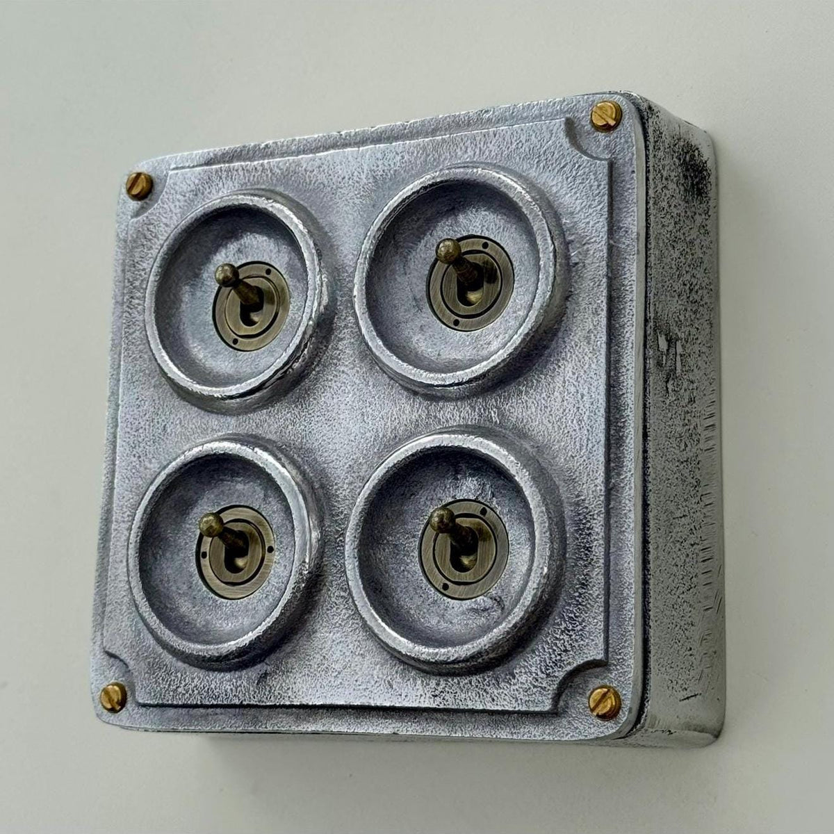 4 Gang 2 Way Solid Cast Metal Conduit Light Switch Industrial