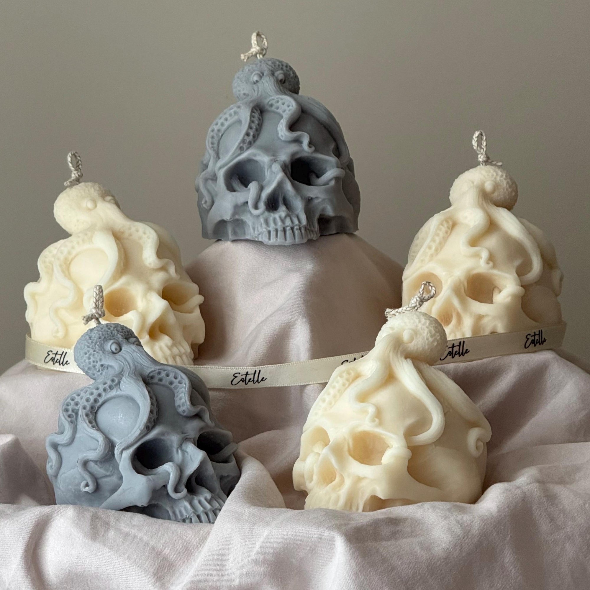 Skull Candle with Octopus: Spooky Halloween Soy Wax Decor-0