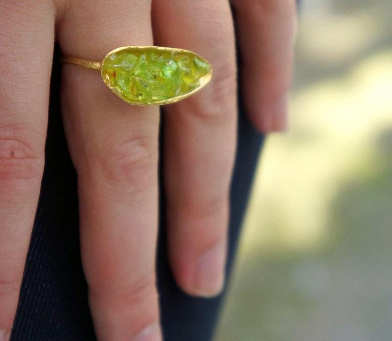 Nature Inspired Sterling Silver Ring, Mussel Shell, Green Murano Glass (Women’s)-4