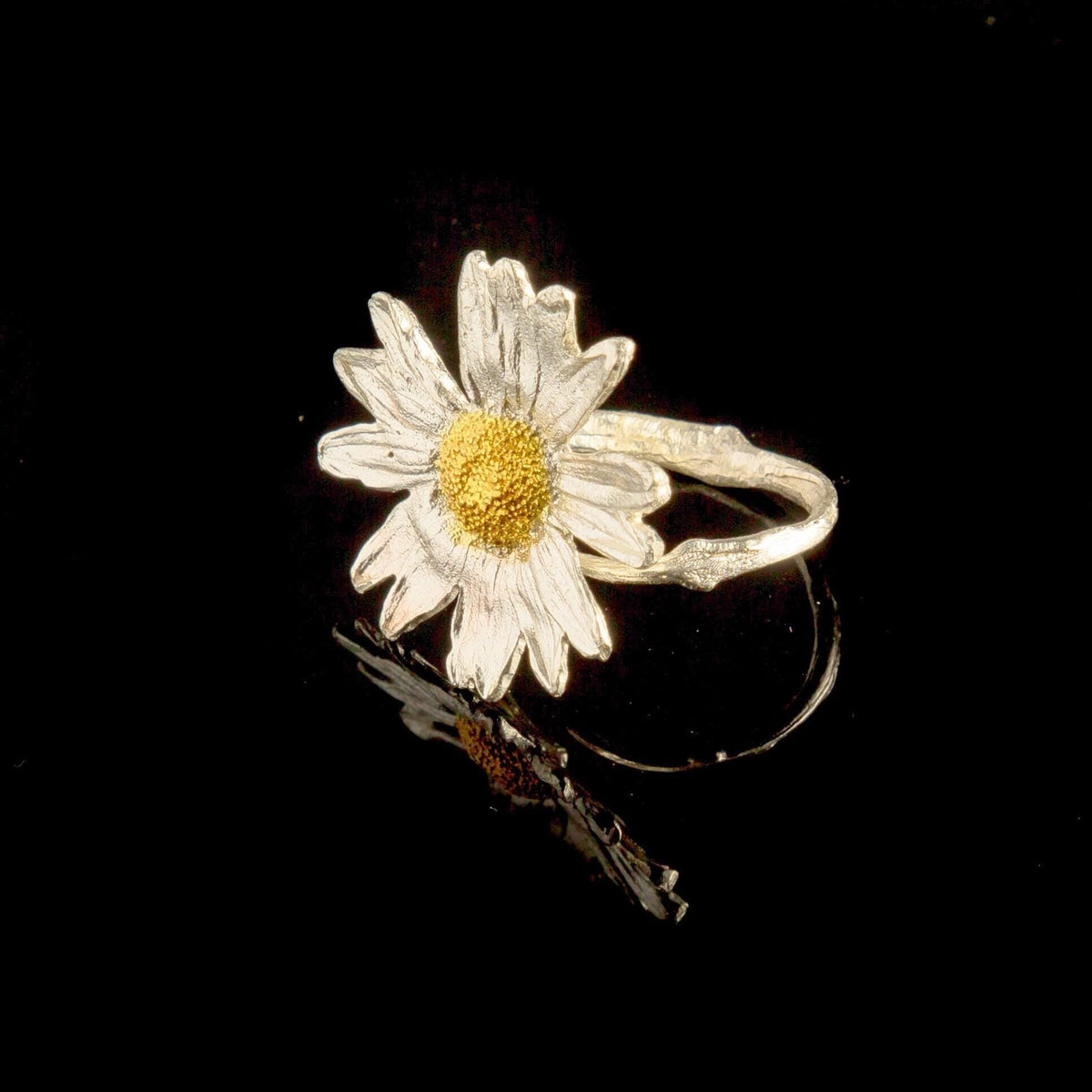 Nature Inspired Daisy Ring - Gold Plated Recycled Brass with Black Rhodium
