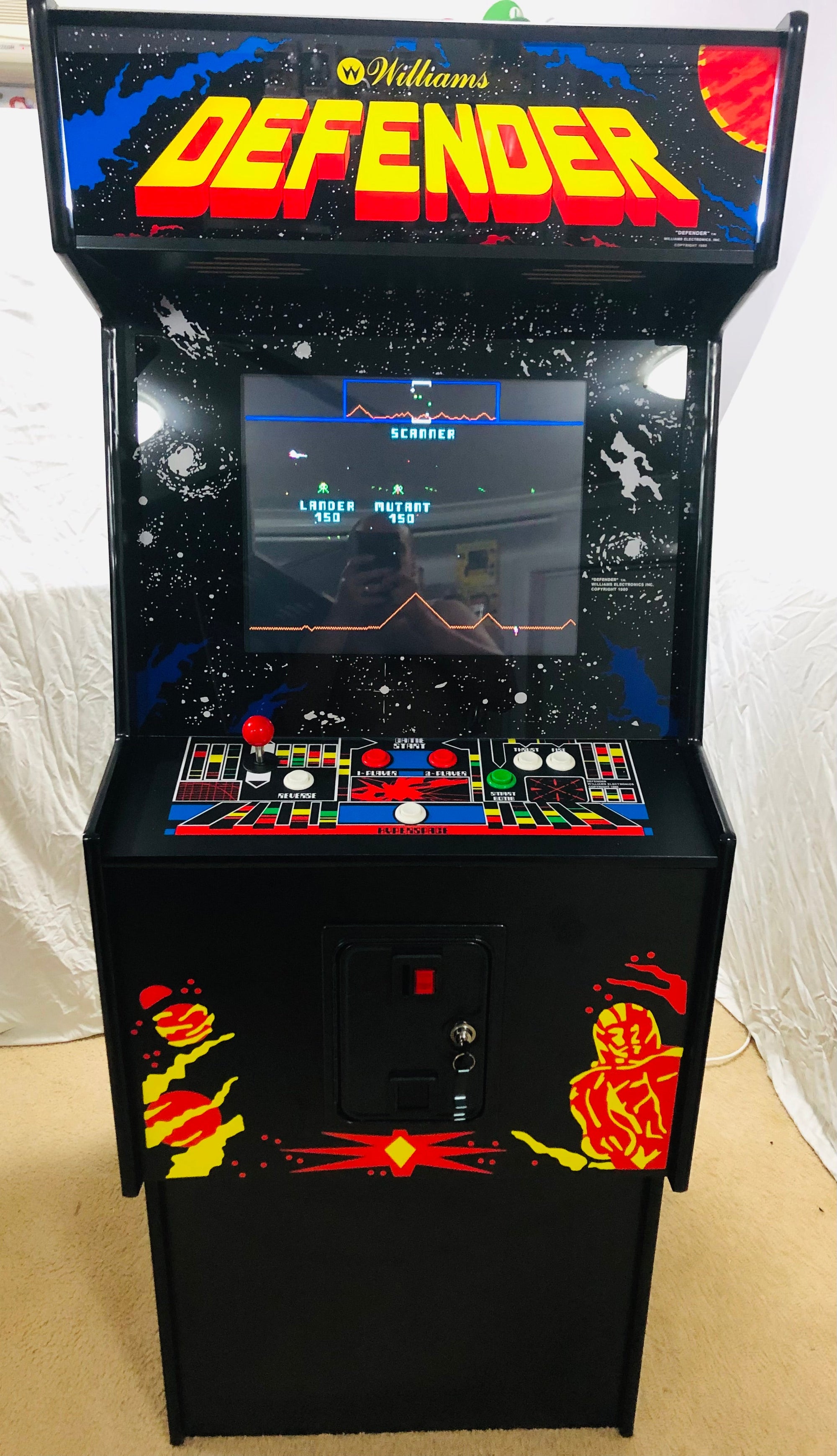 Defender Arcade Machine