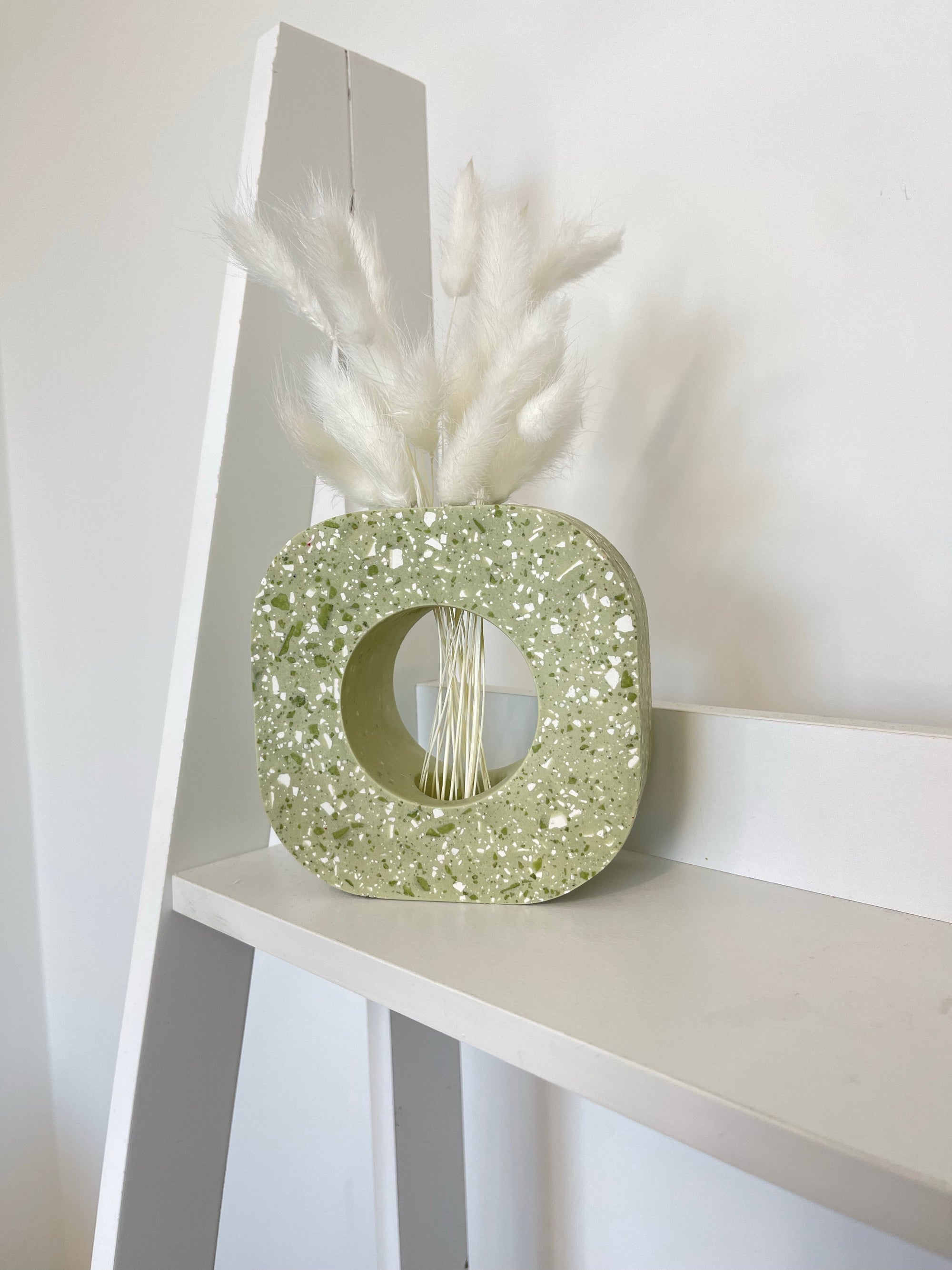 Donut Vase - Sage &amp; White