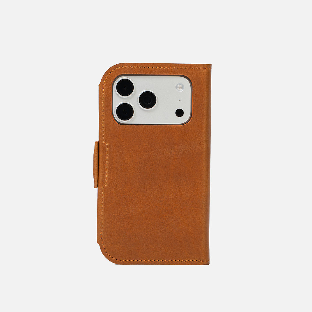 Leather Folio Case for iPhone 17 Series with MagSafe - Classic 5.1