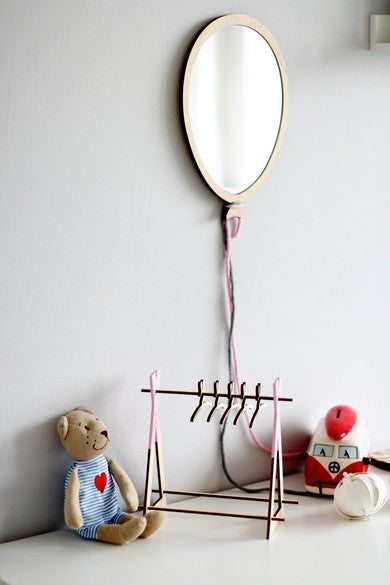 Kids Room Balloon Mirror – Child-Friendly Acrylic &amp; Wood