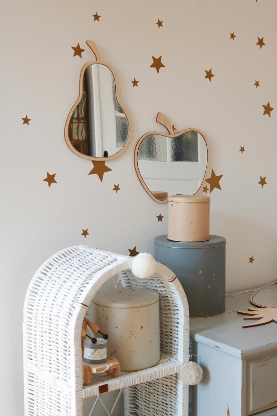 Kids Room Pear Mirror – Child-Friendly Acrylic &amp; Wood