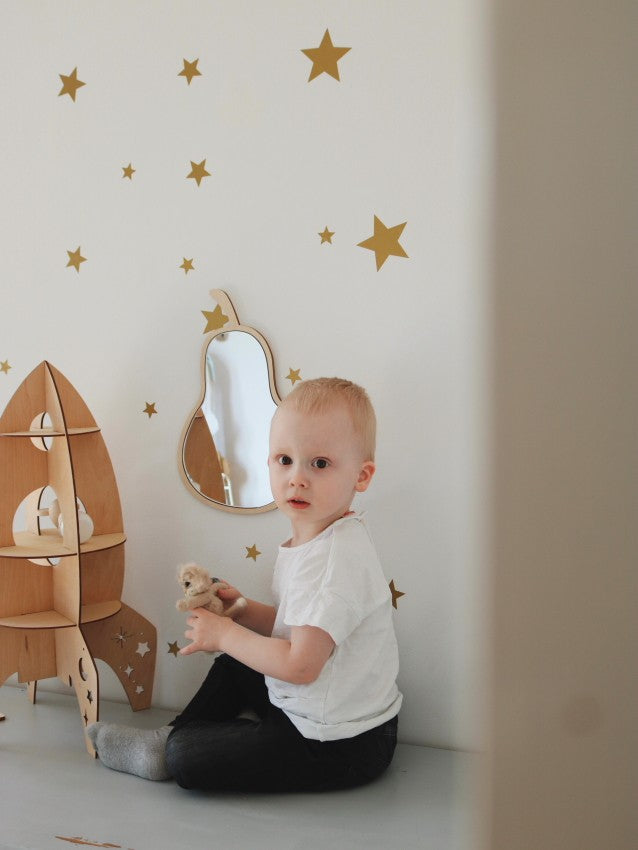 Kids Room Pear Mirror – Child-Friendly Acrylic &amp; Wood