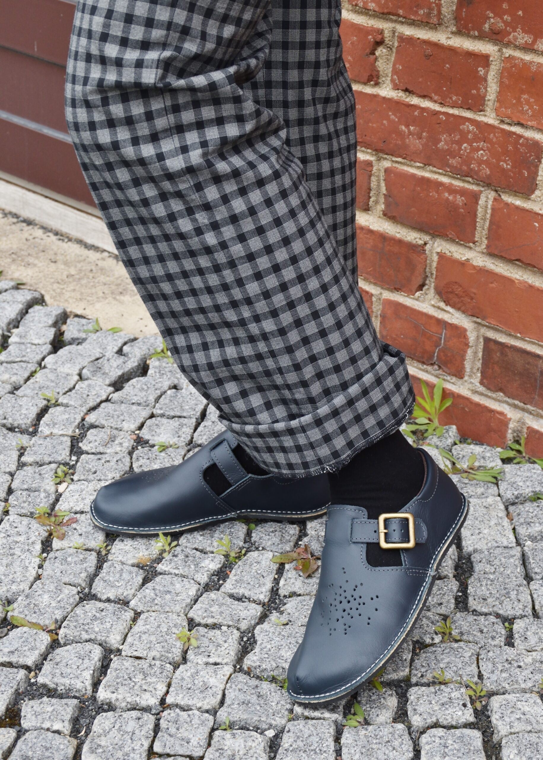 Dark Blue Walking Shoes for Daily Comfort and Style