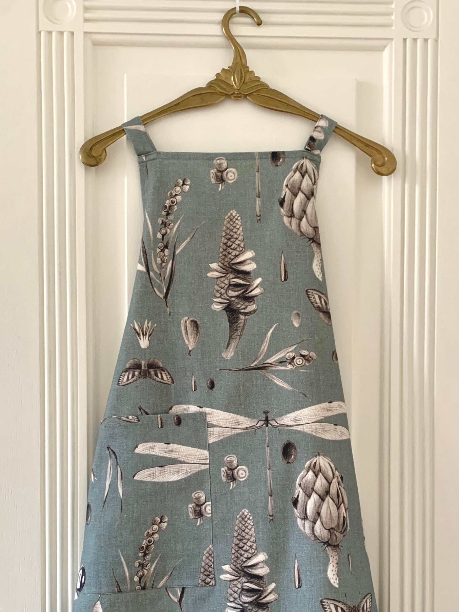 Ladies Apron in Aqua Seeds Cotton Print