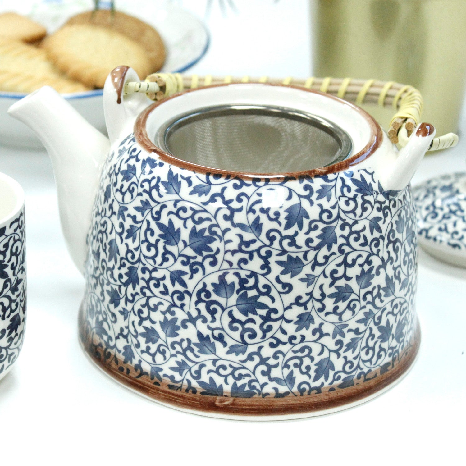 Large Herbal Teapot - Blue Pattern Design