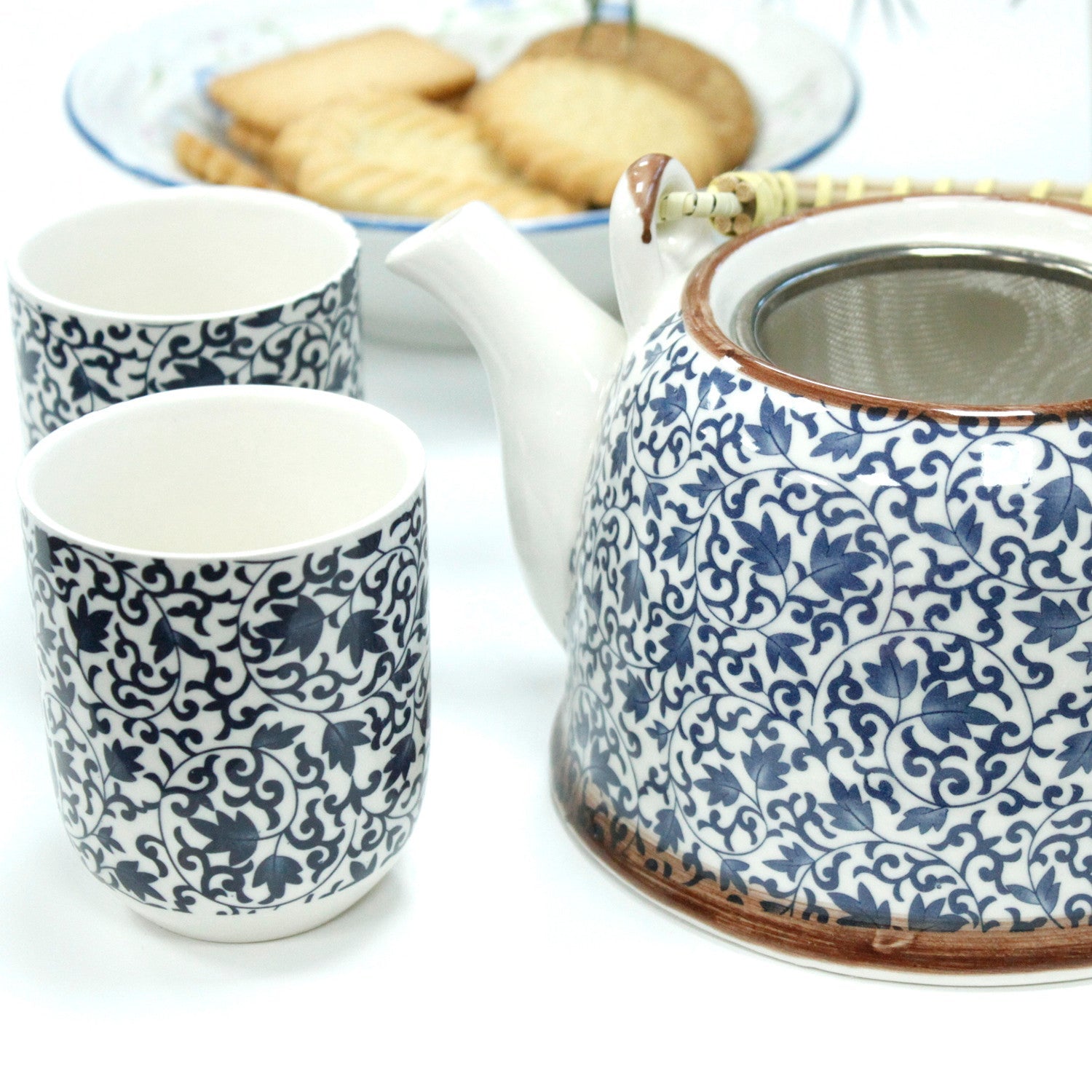 Large Herbal Teapot - Blue Pattern Design