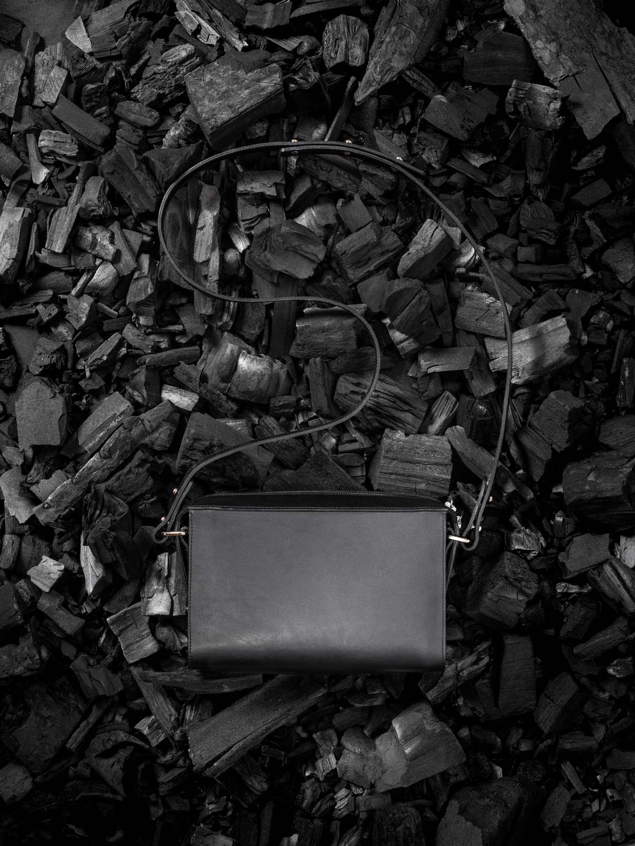 Treasure Box Handbag in Black