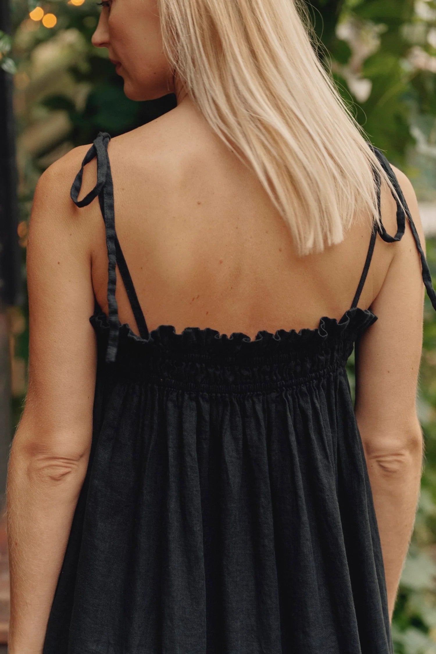 Linen Ballade Dress in Black