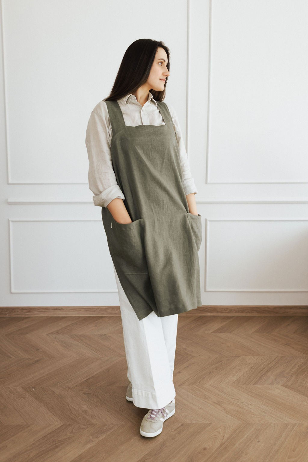 Linen Cross Back Apron