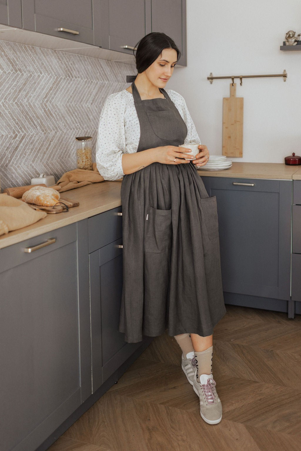 Retro Linen Apron with Adjustable Straps