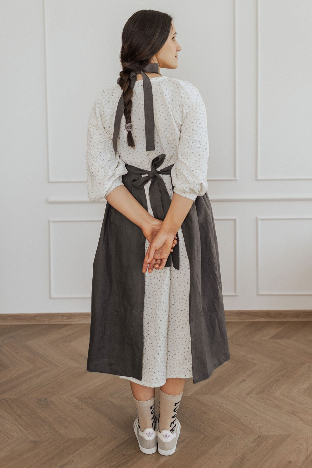 Retro Linen Apron with Adjustable Straps