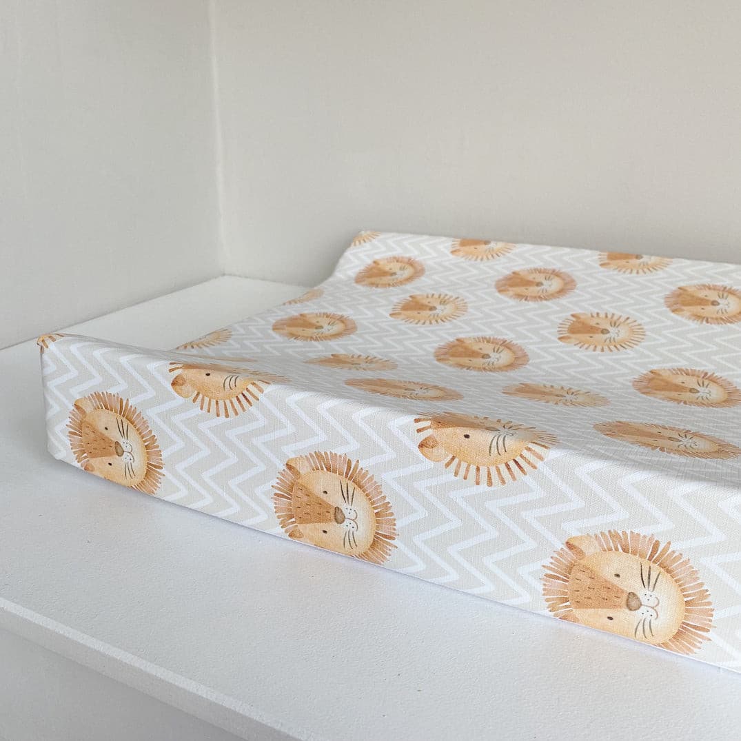 Anti-Roll Wedge Changing Mat - Lion Print