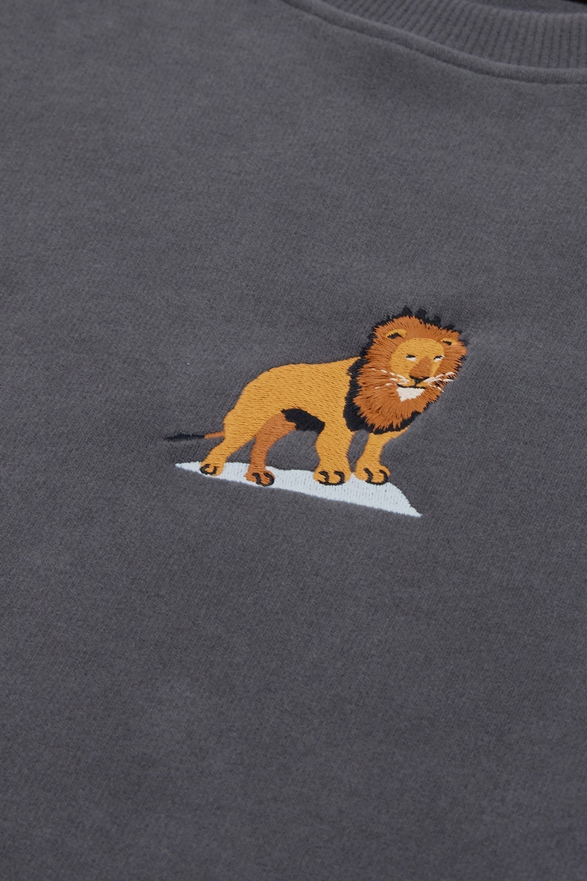 Unisex Lion Sweatshirt in Anthracite
