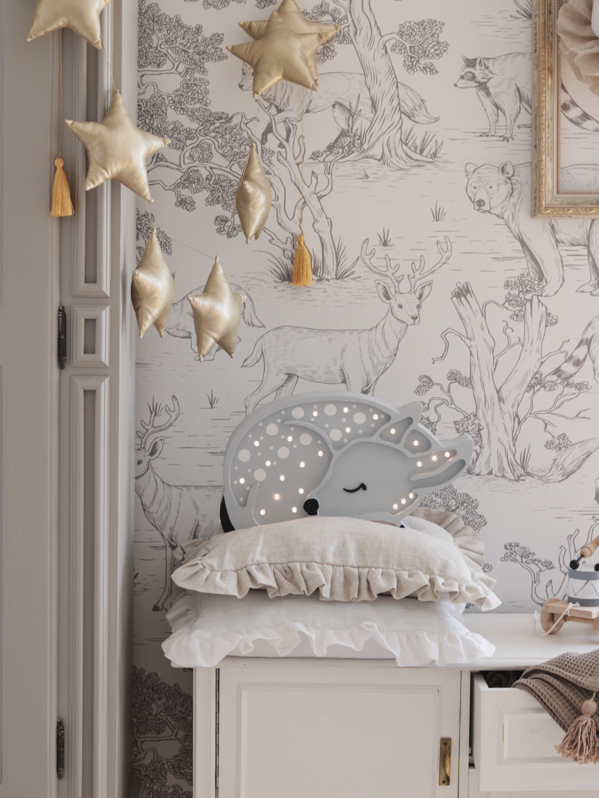 Deer Shaped Wooden Night Light for Children