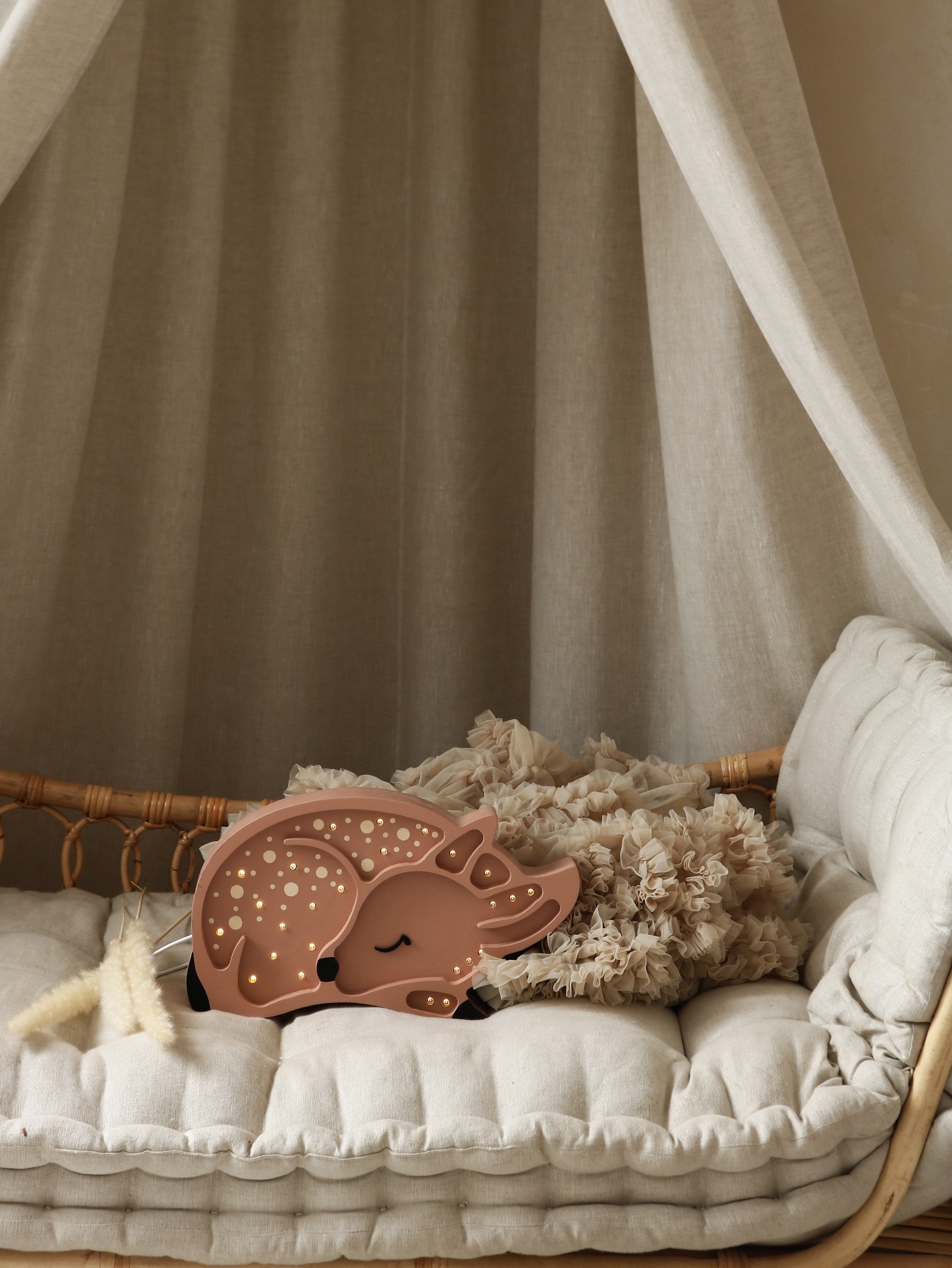 Deer Shaped Wooden Night Light for Children