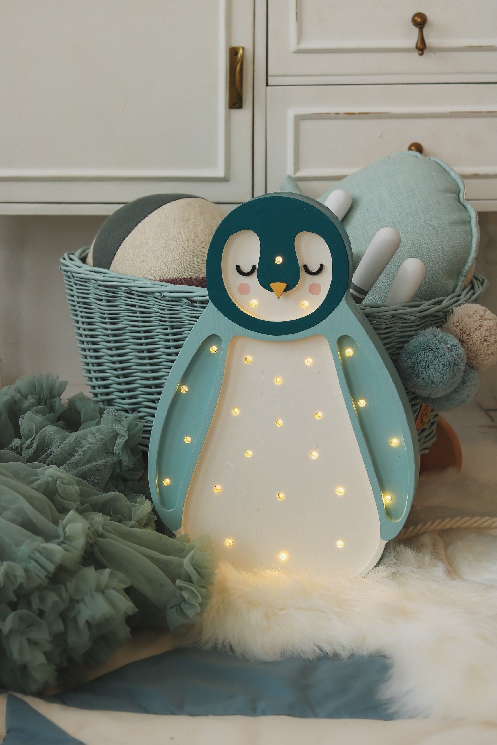 Penguin Night Light for Children&#39;s Bedroom
