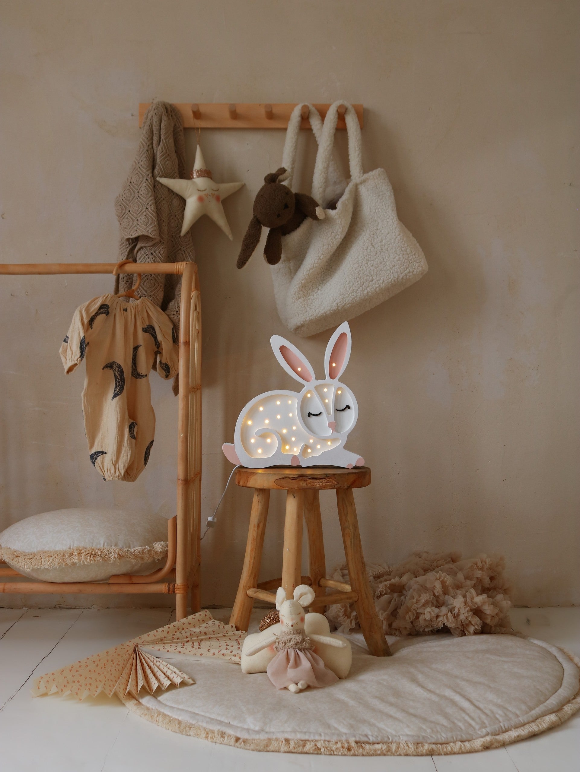 Bunny Lamp for Children Bedroom Lighting