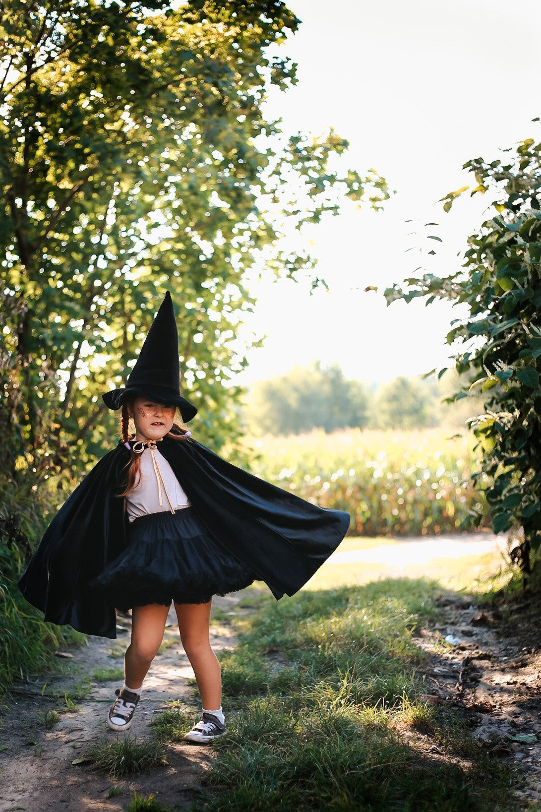 Enchanting Black Riding Hood Cape Costume