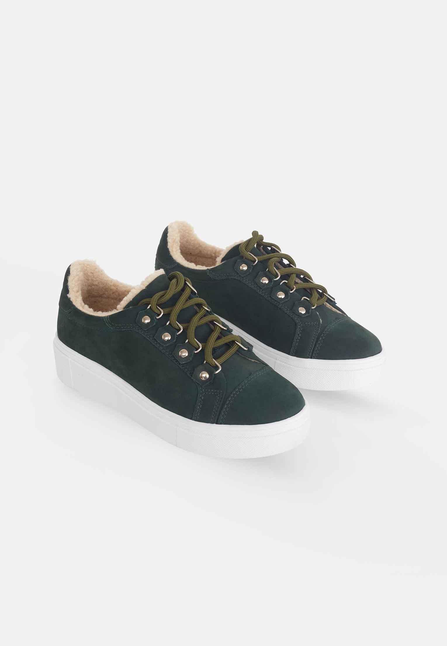 Warm Suede Sneakers in Green