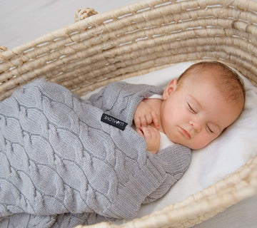 100% Natural Merino Wool Baby Blanket - Soft, Hypoallergenic & Thermoregulating - OEKO-TEX Certified by Lullalove UK at brixbailey.com