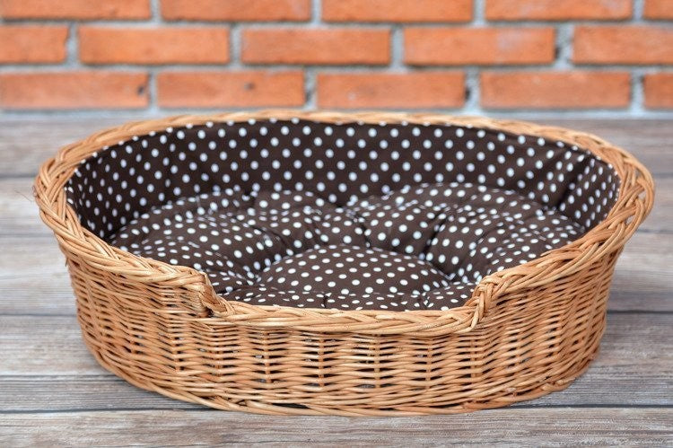 Eco Friendly Handwoven Wicker Dog Bed with Cushion