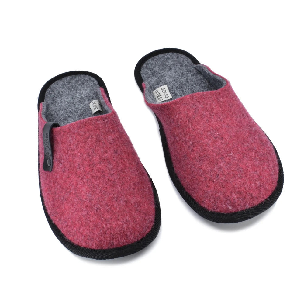 Navi Women&#39;s Slippers Made from Recycled Plastic Bottles - Red