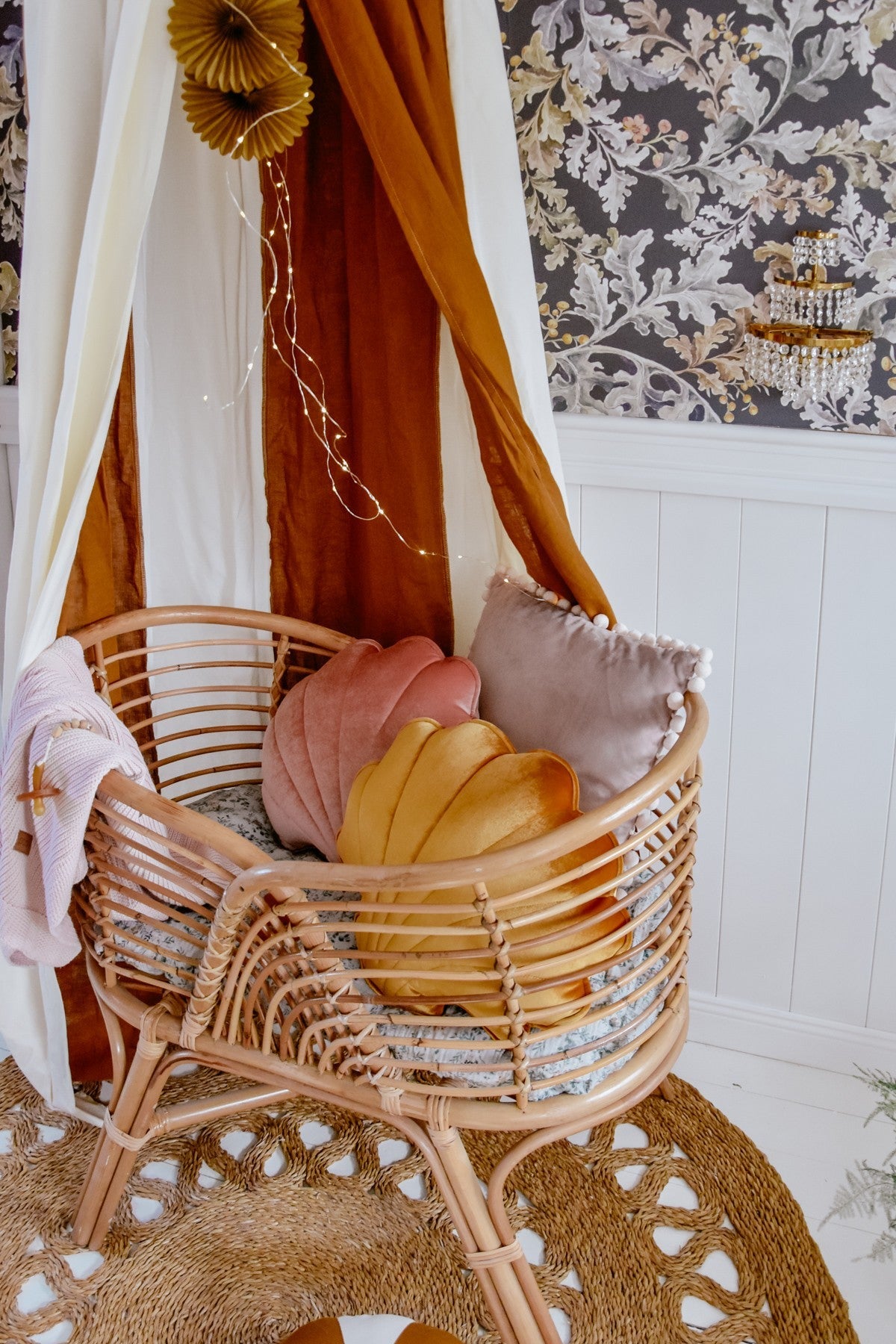 Cozy Organic Cotton and Linen Canopy in Caramel Circus