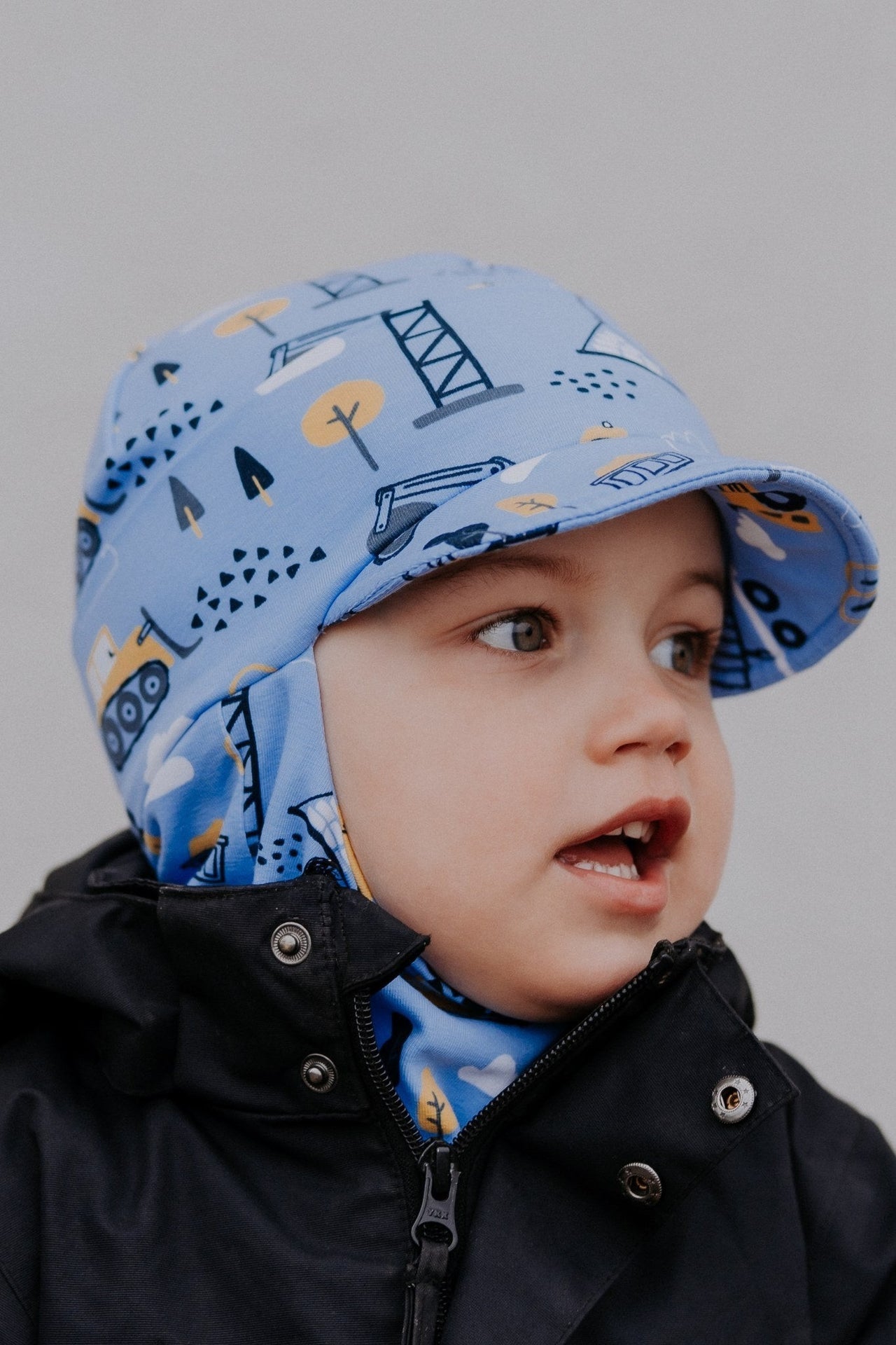 Peaked Spring-Fall Balaclava For Kids BENT - Construction