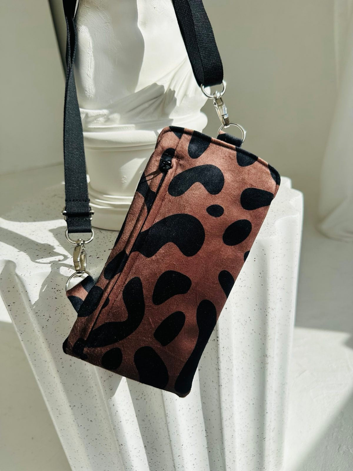 Classic Leopard Print Phone Bag