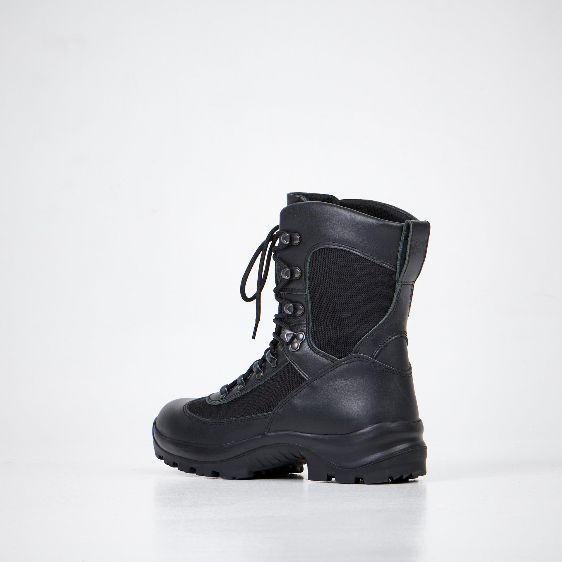 Conquer Any Terrain with the Waterproof Leather and Textile Military Boots 732 by Samelin at www.brixbailey.com