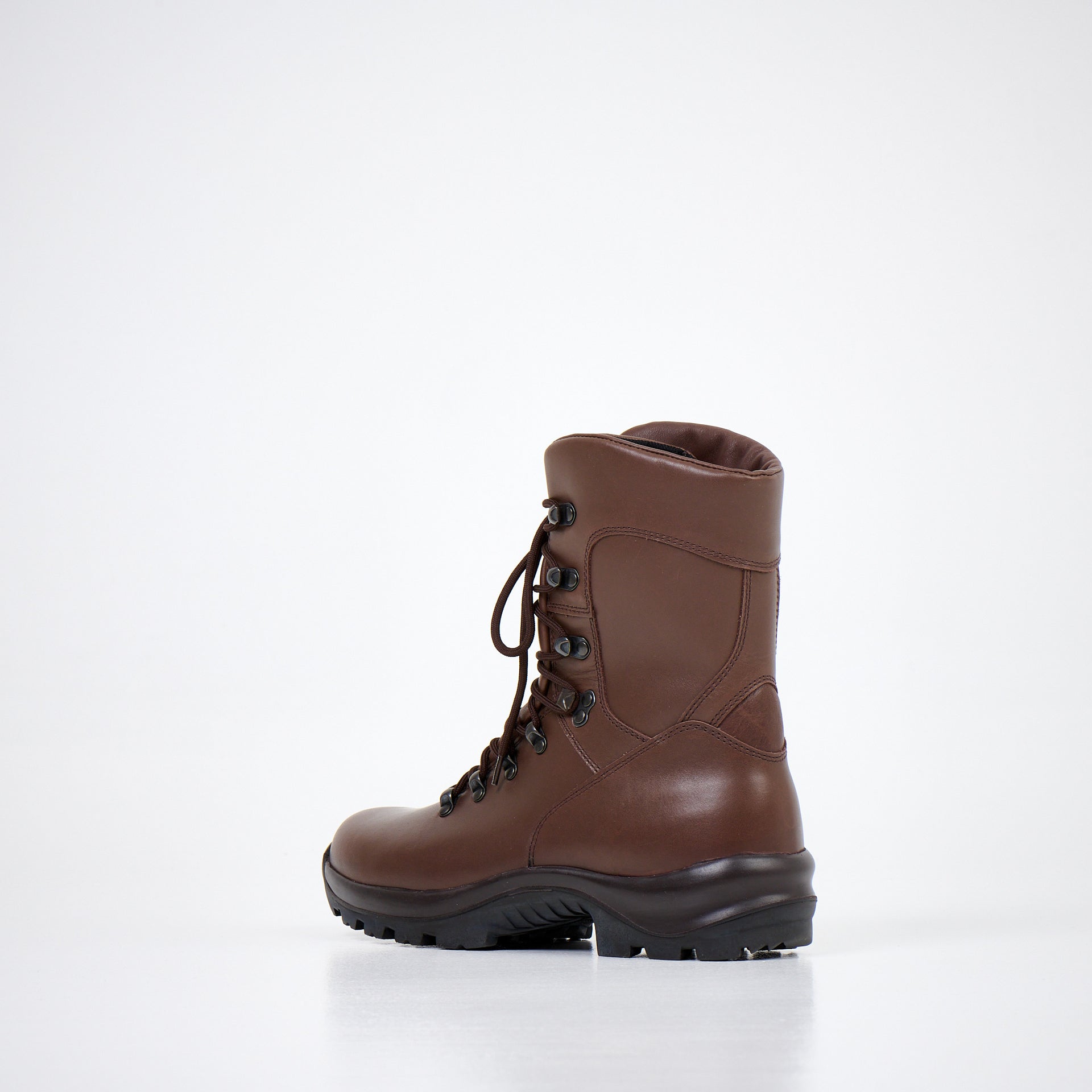 Military Boots 739 – Durable & Waterproof Unisex Footwear by Samelin at www.brixbailey.com
