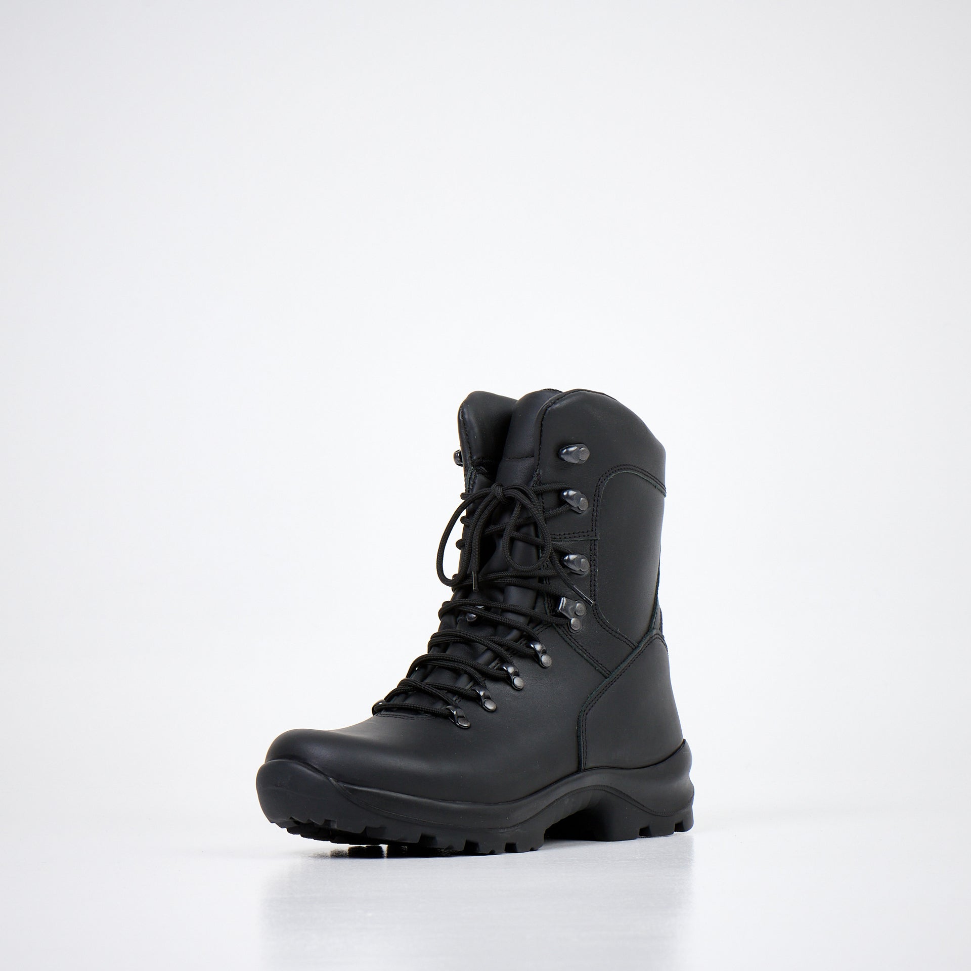 Military Boots 739 – Waterproof, Durable for All Weathers & Terrain by Samelin at www.brixbailey.com