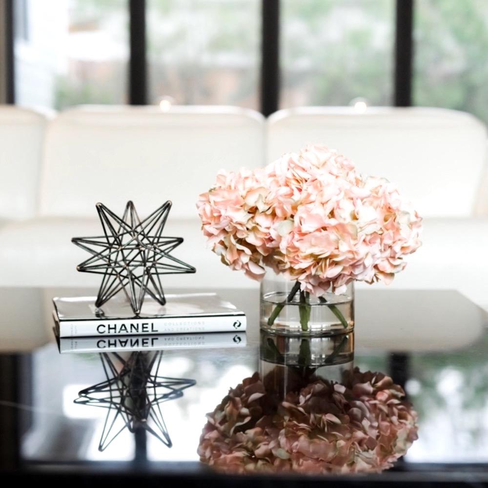 Silk hydrangeas arrangement in glass vase - pink