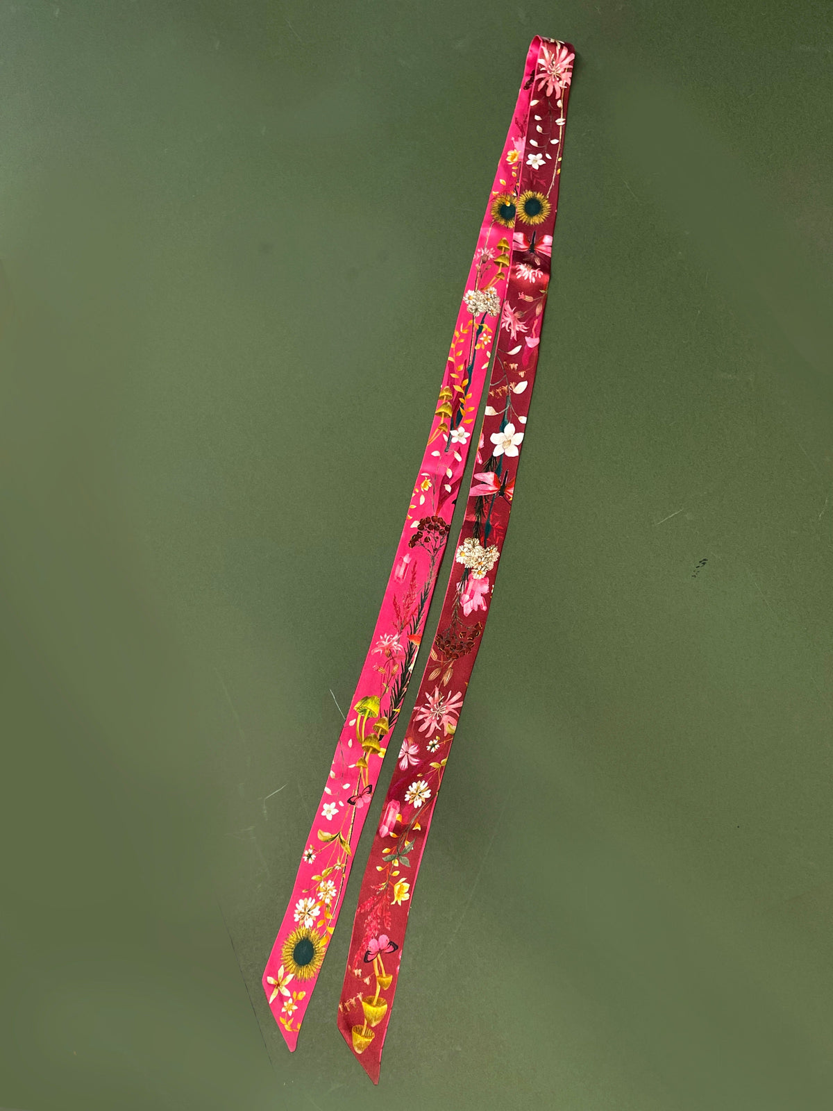 Hot pink Silk satin 'Mirasol' Ultra Skinny silk scarf with sunflowers