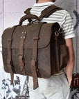 The Gustav Messenger Bag | Large Capacity Vintage Leather Messenger Bag