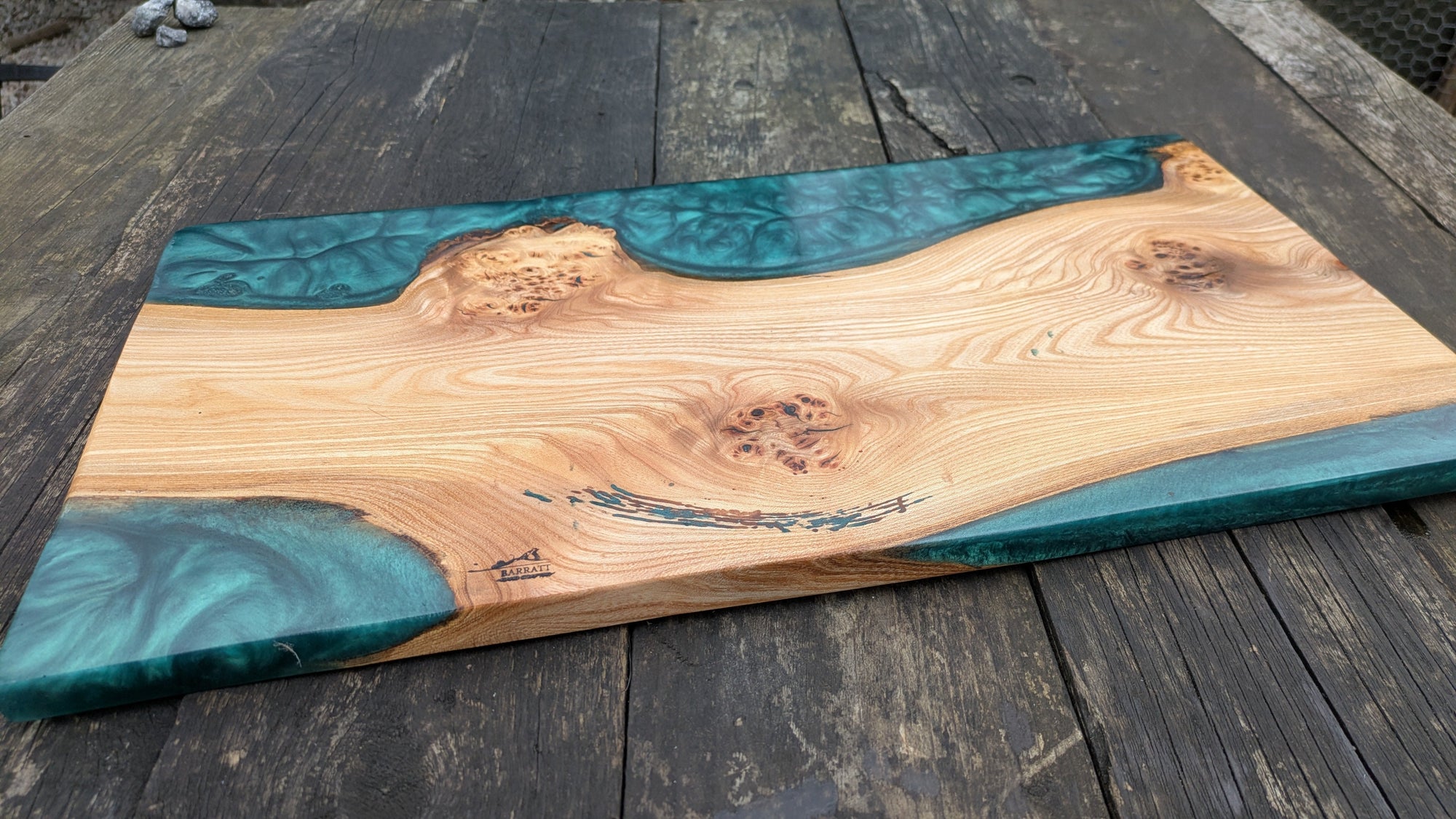 British Elm and Dark Green Resin Serving Board