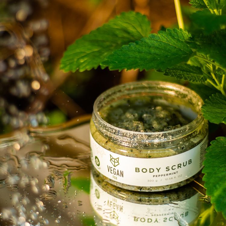 Peppermint Body Scrub with Natural Oils 300 g